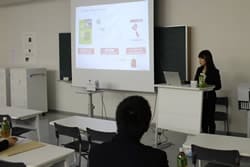 スクーリング1(入学前課題説明)